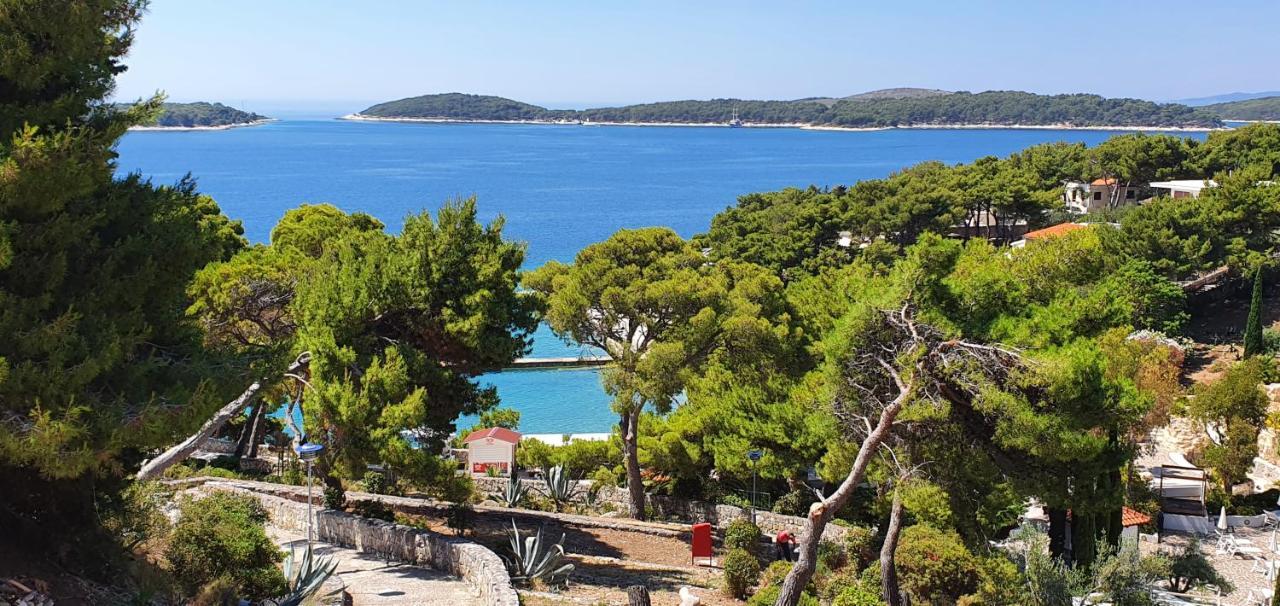 Apartments Villa Dinka Hvar Town Eksteriør billede