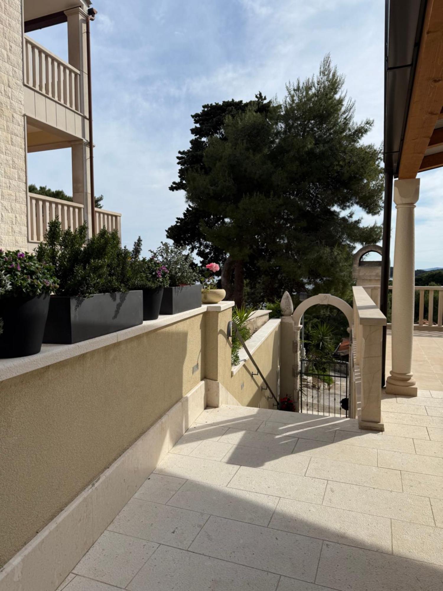 Apartments Villa Dinka Hvar Town Eksteriør billede