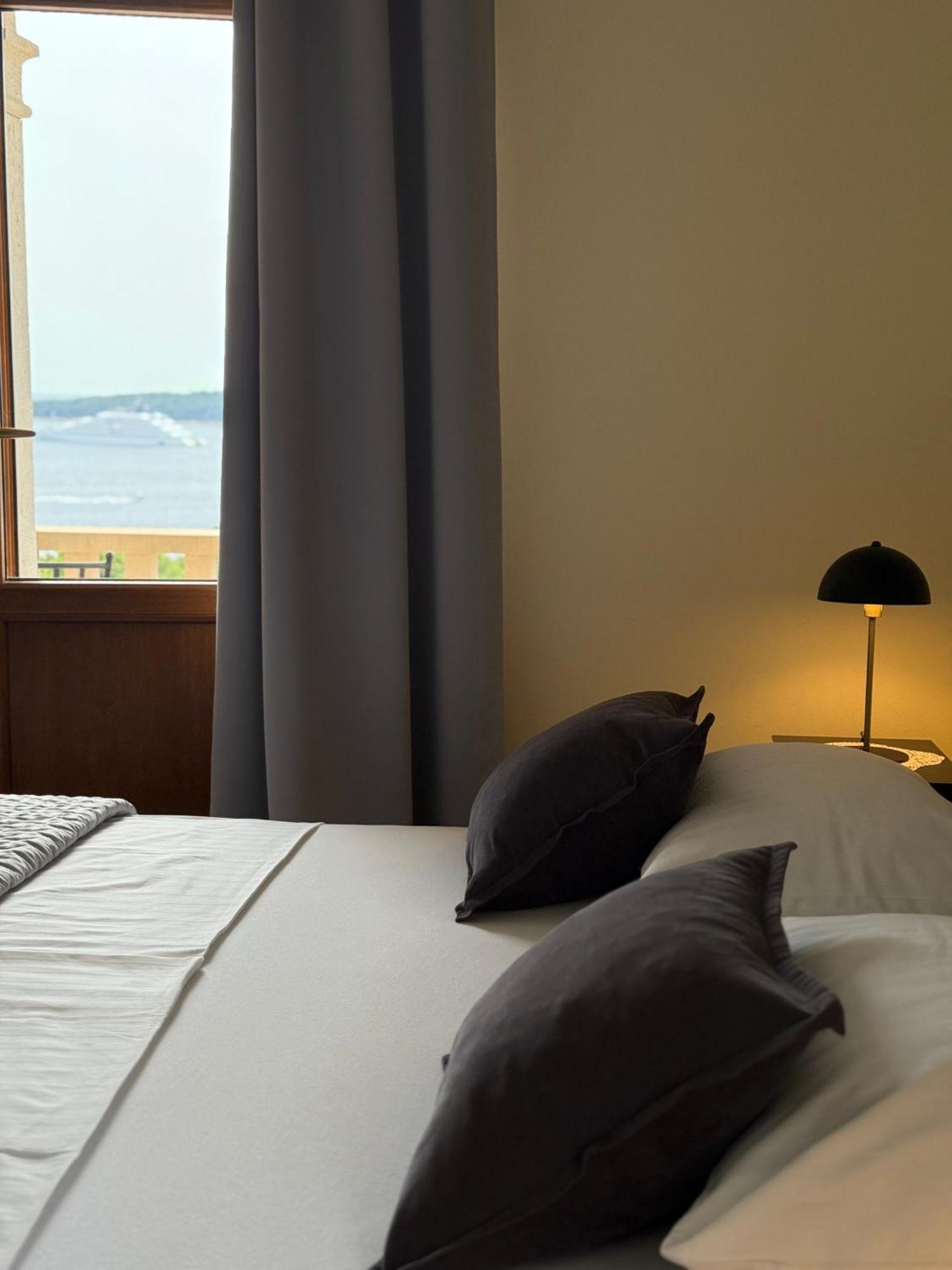 Apartments Villa Dinka Hvar Town Eksteriør billede